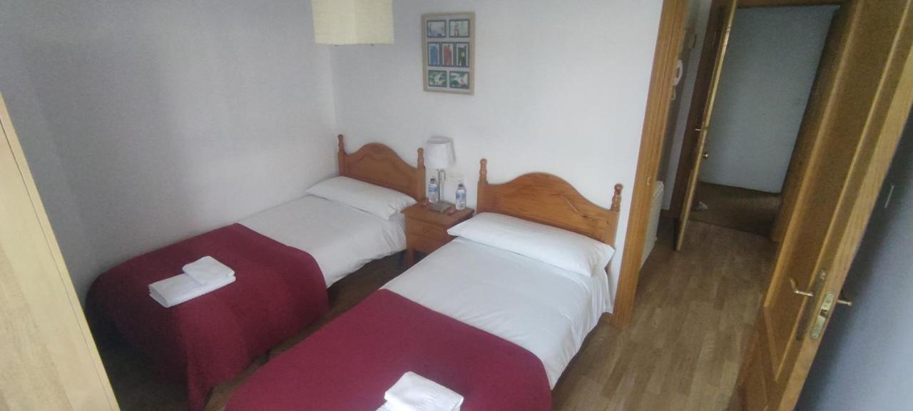 Appartamento El Cruce 1 Y 2 Villafranca Del Bierzo Esterno foto